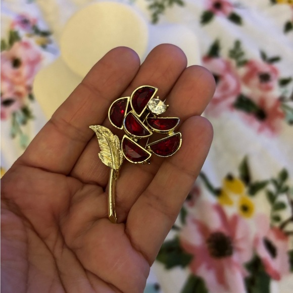 Rose gold/diamond costume jewelry brooche - Picture 3 of 4